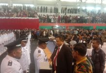Lantik Kades Terpilih, Bupati Muna Ingatkan Pengelolaan Dana Desa
