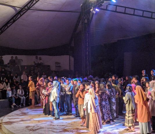 Prodi Sastra Indonesia FIB UHO Gelar Pentas Drama Mahasiswa