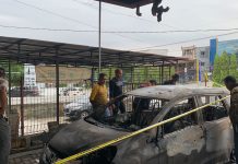 Satu Unit Mobil Honda Mobilio di Kendari Hangus Terbakar