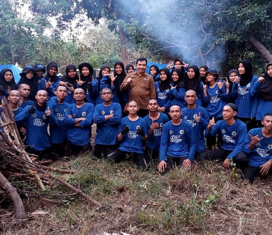 Ketua Jurusan Arkeologi UHO Tinjau Langsung Kegiatan Pedagogi di Kolaka