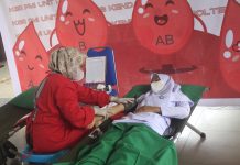 Poltekkes Kendari Berkerjasama dengan PMI Sultra Gelar Donor Darah