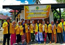 KKN di Konsel, Mahasiswa Prodi Farmasi UMW Lakukan Intervensi Kesehatan Pencegahan Stunting dengan Produk Bahan Alam