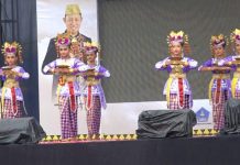SD 06 Kendari Juara Umum Lomba Tari Mondotambe, Kecamatan Baruga Juara 1 Tari Lulo