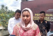 Wa Ode Rabia Al Adawia Ridwan Resmi Mendaftar Caleg DPD RI ke KPU Sultra