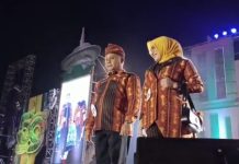 Pakai Adat Tenunan Butur di Lomba Fashion Show Tingkat Provinsi, Hardhy Muslim Bersama Istri Raih Juara Satu