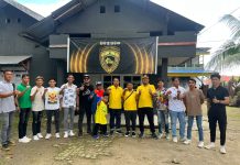 KONI Sultra Lepas Kontingen Balap Motor untuk Berlaga di Pra PON