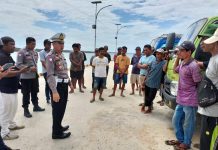 Kasat Lantas Polres Muna Beri Pengarahan Driver Pengangkut Curah Kering