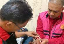 Ditetapkan Jadi Tersangka Kasus Bandara Kargo, Mantan Bupati Busel Langsung Ditahan di Rutan