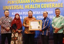 Pemda Konsel Dapat Penghargaan UHC Dari BPJS Kesehatan