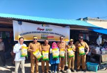 Pastikan Stabilisasi Harga Pangan di Pasar Laino, Perum Bulog Muna Sediakan Beras SPHP