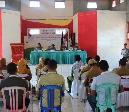 Cegah TPPO, Kanim Wakatobi Gelar Sosialisasi Kepada Masyarakat Pulau Kaledupa
