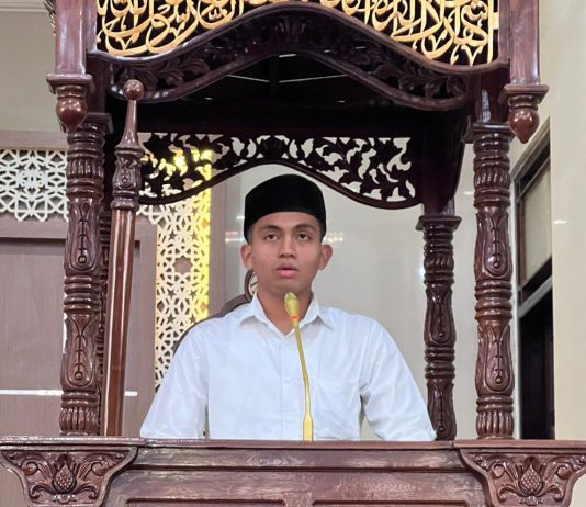 Jadi Khatib Salat Jum’at di Polda Sultra, Ketua BEM UHO Kendari Sampaikan Tiga Amalan yang di Cintai Allah SWT