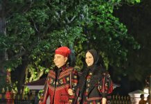 Tampil Fashion Show di Istana Merdeka, Pj Gubernur Sultra Promosikan Tenunan Khas Sultra
