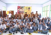 Aksan Jaya Putra Tanamkan Ideologi Pancasila dan Wawasan Kebangsaan Kepada Pelajar SMA di Kendari