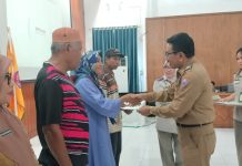 Bupati Butur Serahkan 2.750 Sertifikat Tanah