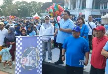 Puluhan Ribu Masyarakat Ikuti Jalan Sehat Bersama Gemoynya Kendari