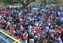 Luar Biasa, Antusias Ribuan Masyarakat Muna Sambut Kedatangan Bachrun dan Asrafil