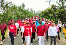 Dihadiri Bupati Bachrun, Ribuan Masyarakat dan Mahasiswa KKN UGM Antusias Ikut Jalan Sehat di Muna Timur