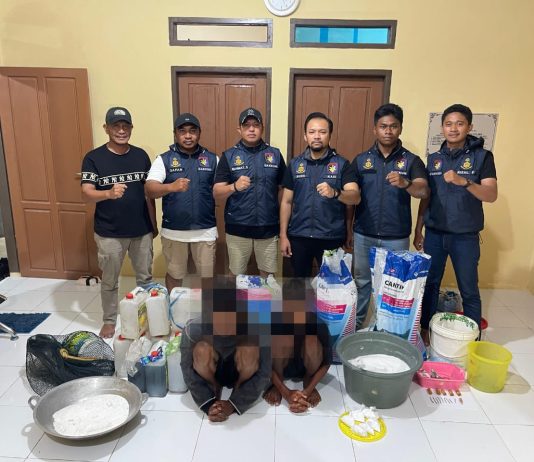 Ditpolairud Polda Sultra Tangkap Dua Orang Nelayan Pembuat Bahan Peledak di Kolaka