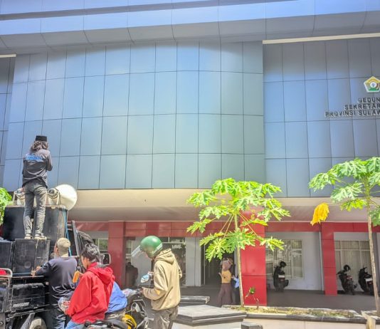 Korum Sultra Gelar Aksi Unjuk Rasa Soal Dugaan Pencemaran Lingkungan PT TBS