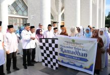 Sekda Sultra Lepas Peserta Kirab dan Tabliq Akbar Sambut Ramadhan