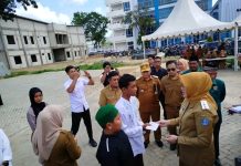 Puluhan Anak Yatim Terima Bantuan dari Wali Kota Kendari