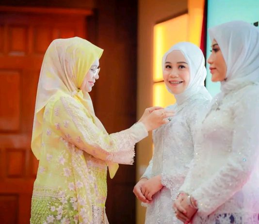 Hartini Azis Resmi Nahkodai Dekranasda Koltim Periode 2025-2030