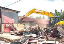 PN Kendari Eksekusi Lahan di Jalan KH Ahmad Dahlan, 12 Bangunan Diratakan