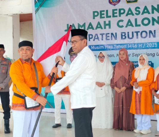 Pemkab Butur Lepas Jamaah Calon Haji