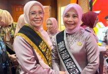 Hartini Azis Dikukuhkan Jadi Bunda PAUD dan Bunda Literasi Kolaka Timur