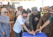 Bupati Koltim Launching LMS dan Serahkan Bantuan Alsintan di Atolanu
